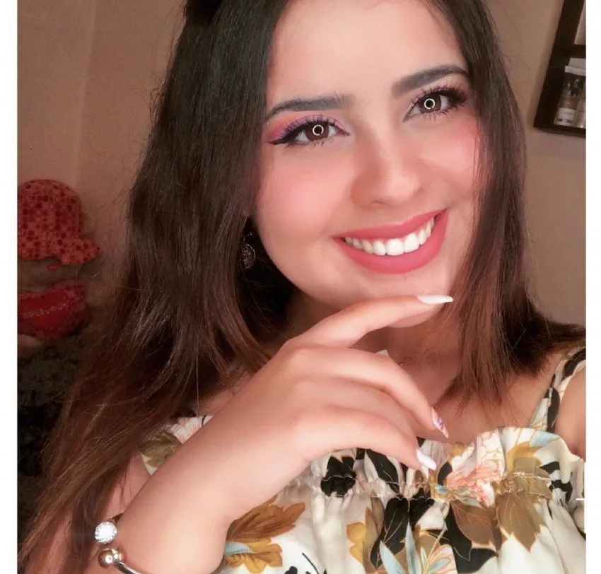 Briana18, 30
