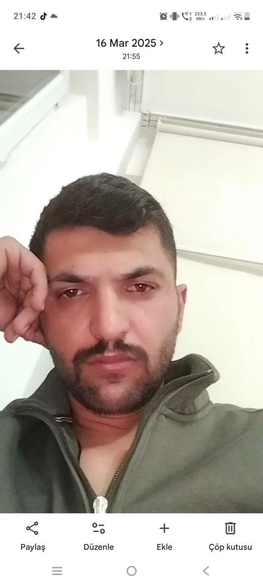 Hüseyin Demir, 32