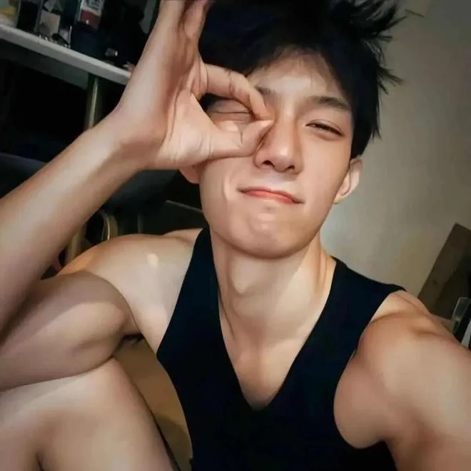 tomy photo 2