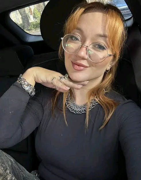 Maria, 35