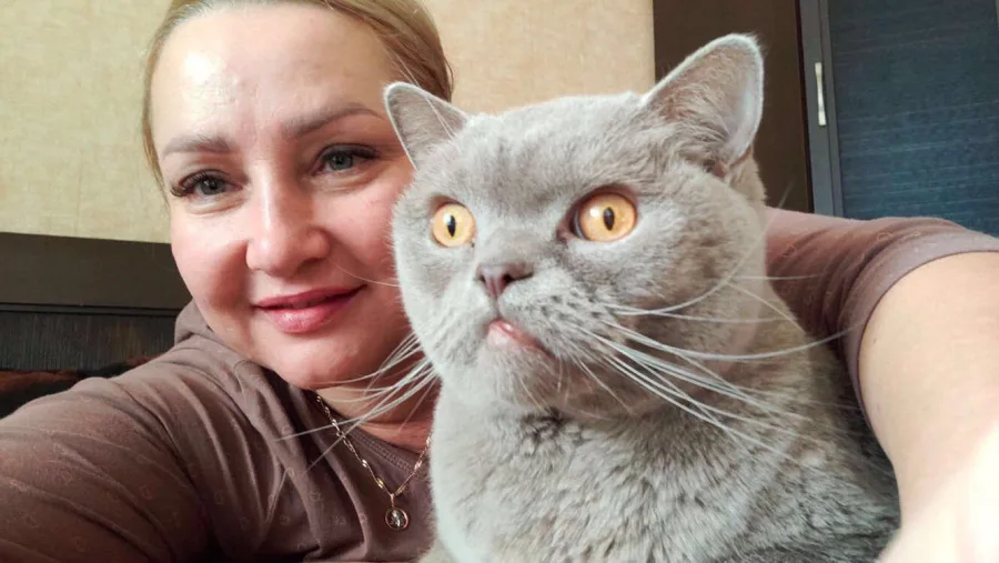 claudine, 40