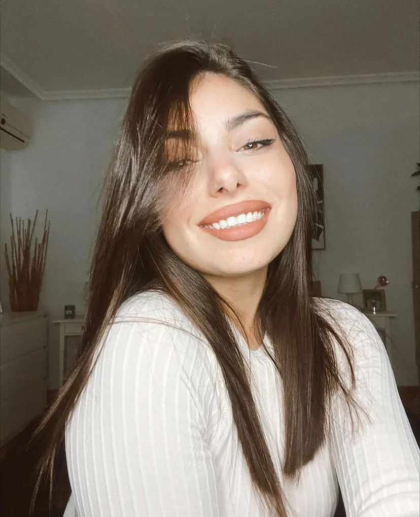 Giulia Sinclara, 25