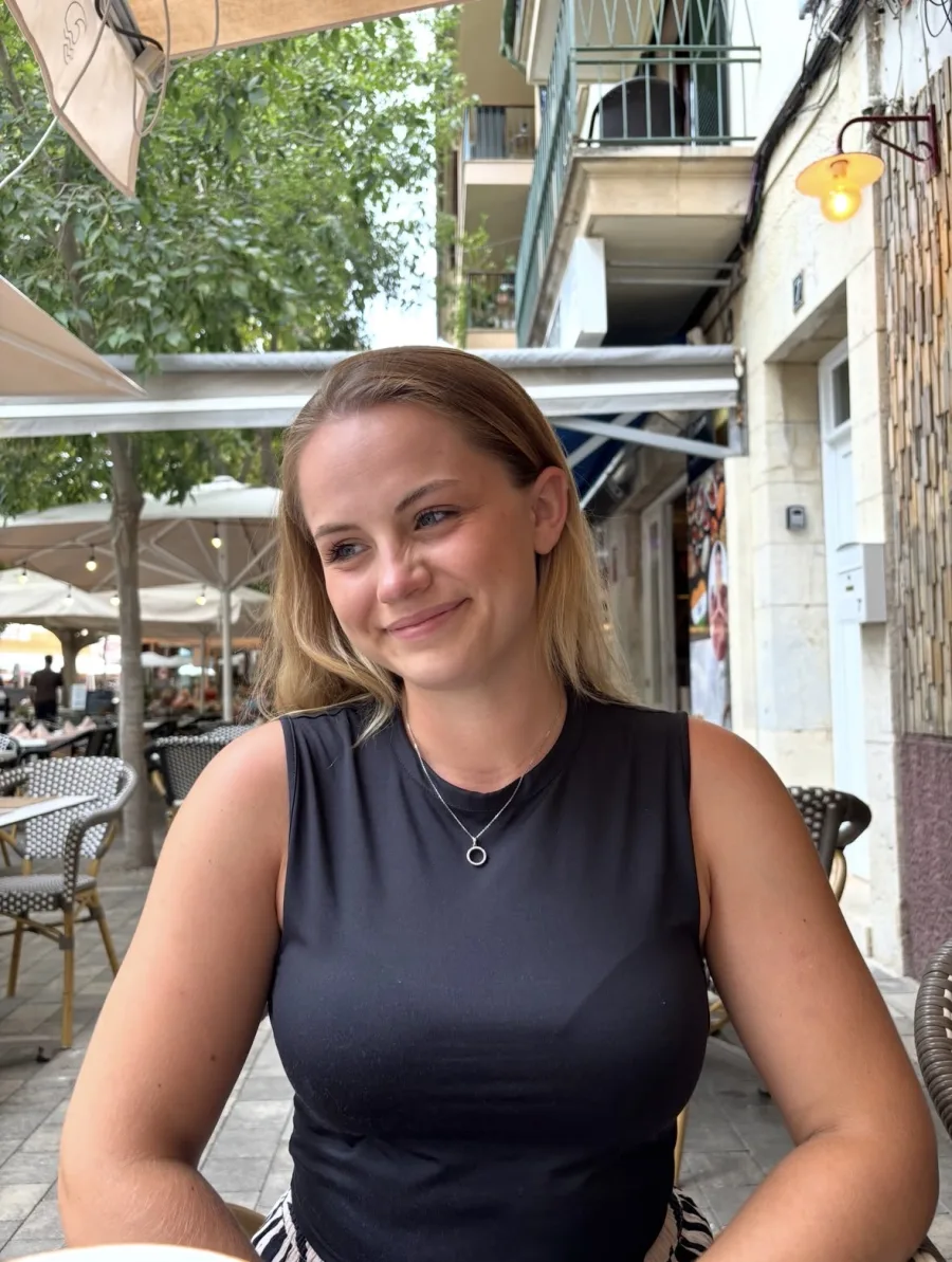 Geraldine Vadimon, 37