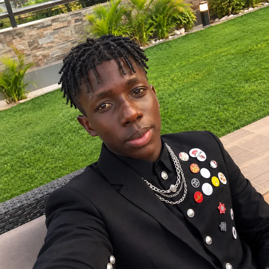 Eric AZIABU, 22