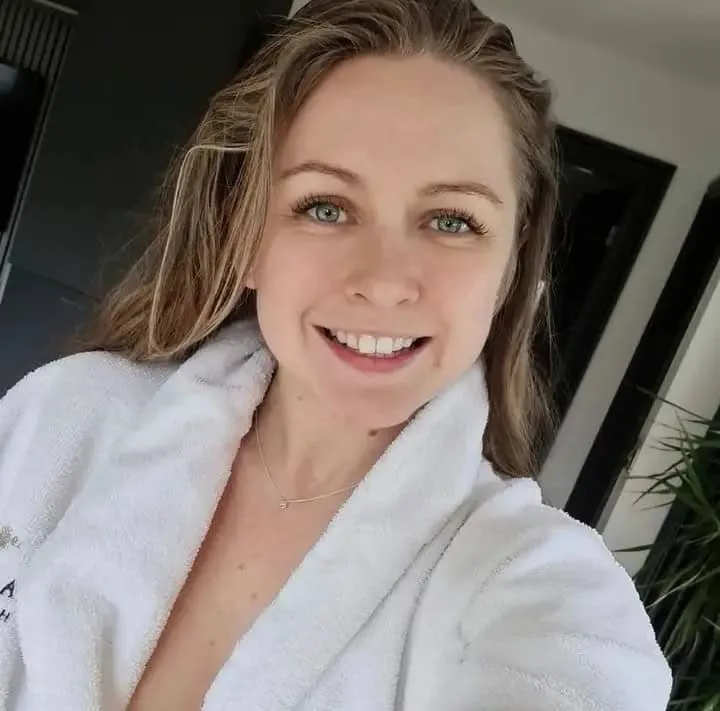 Nardine Pichotte, 29