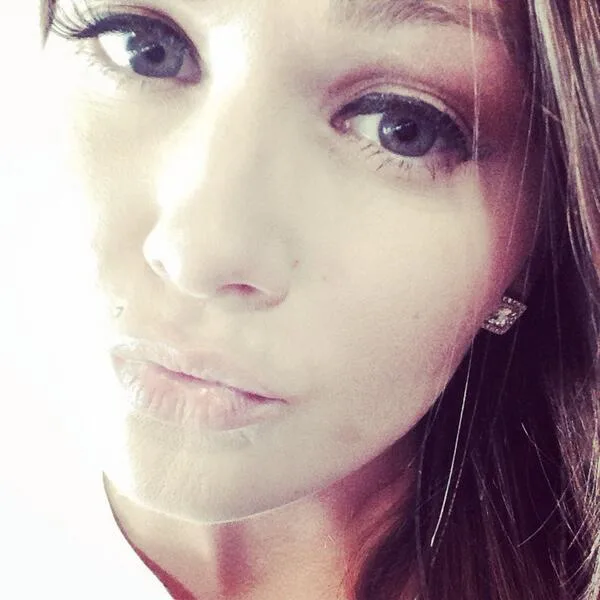 Anna, 46