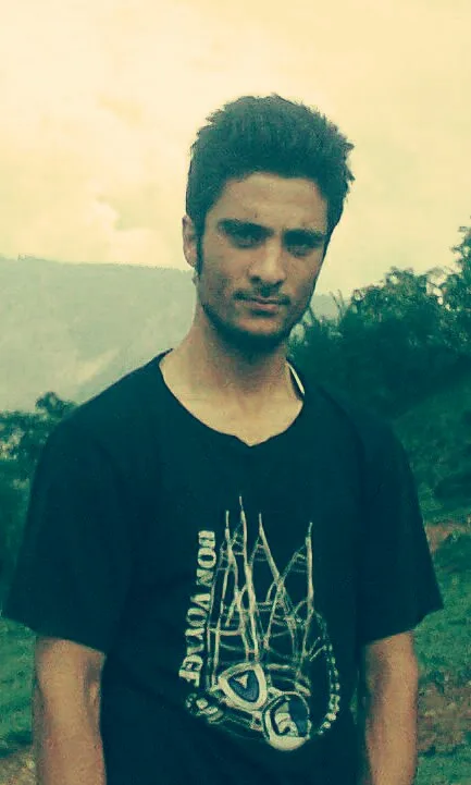 hotty, 32
