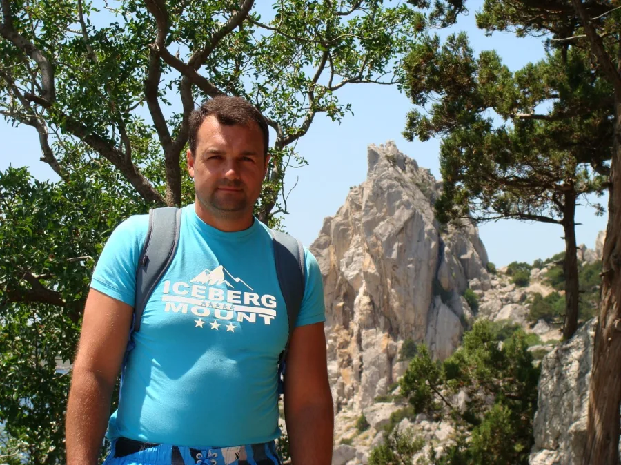 Daniel, 56