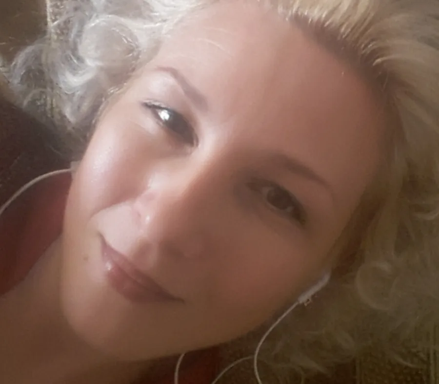 Viktoria, 51