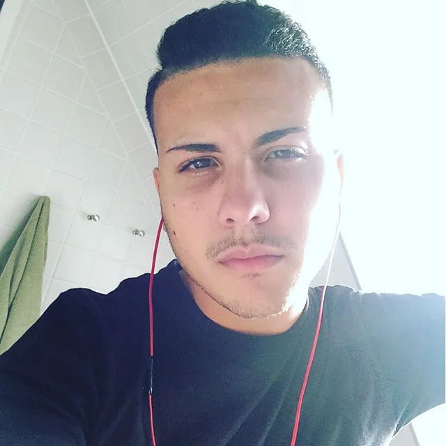 Brown R Andy, 43
