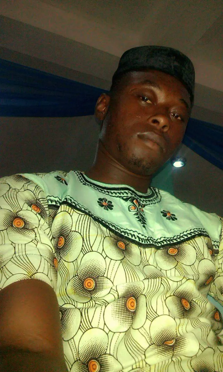 Olawale, 35