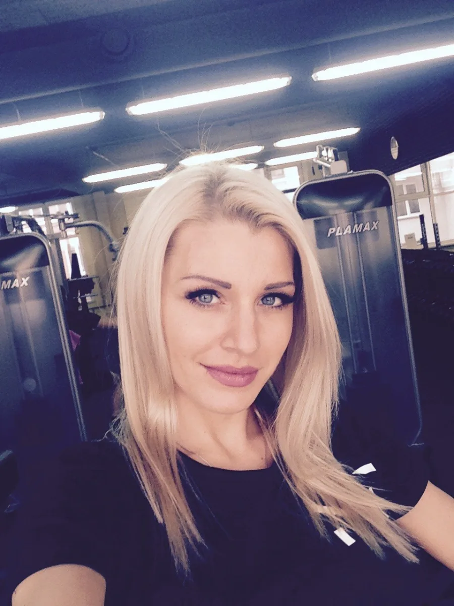 Olga, 42