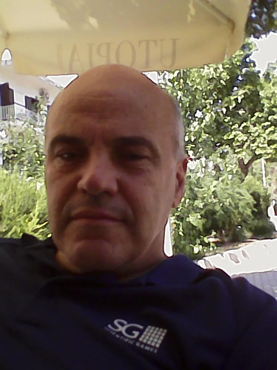 DIMITRIS, 65