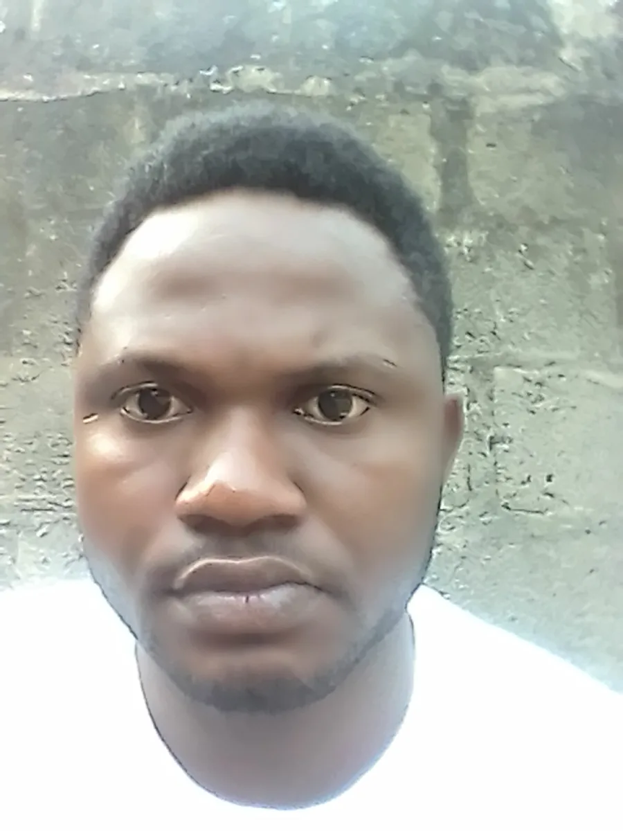 Emmanuel.N, 35