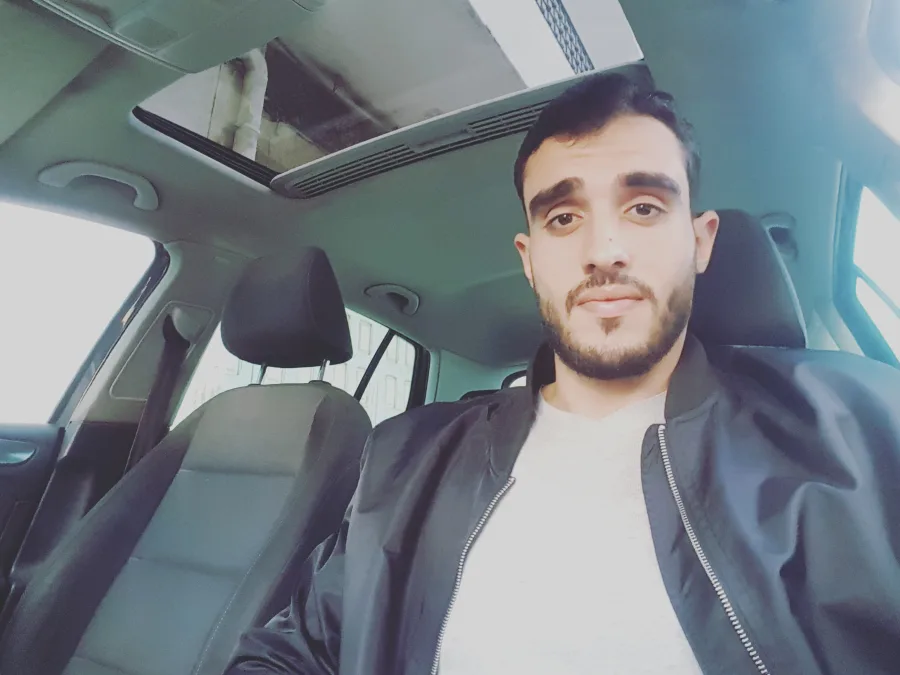 Achraf, 31