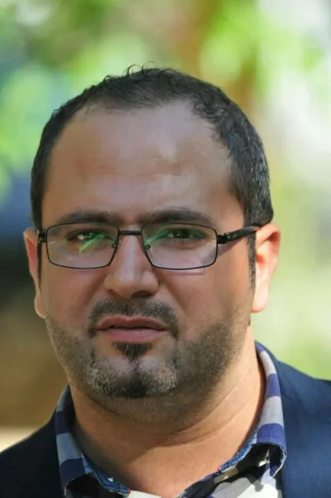 Karim mori, 46