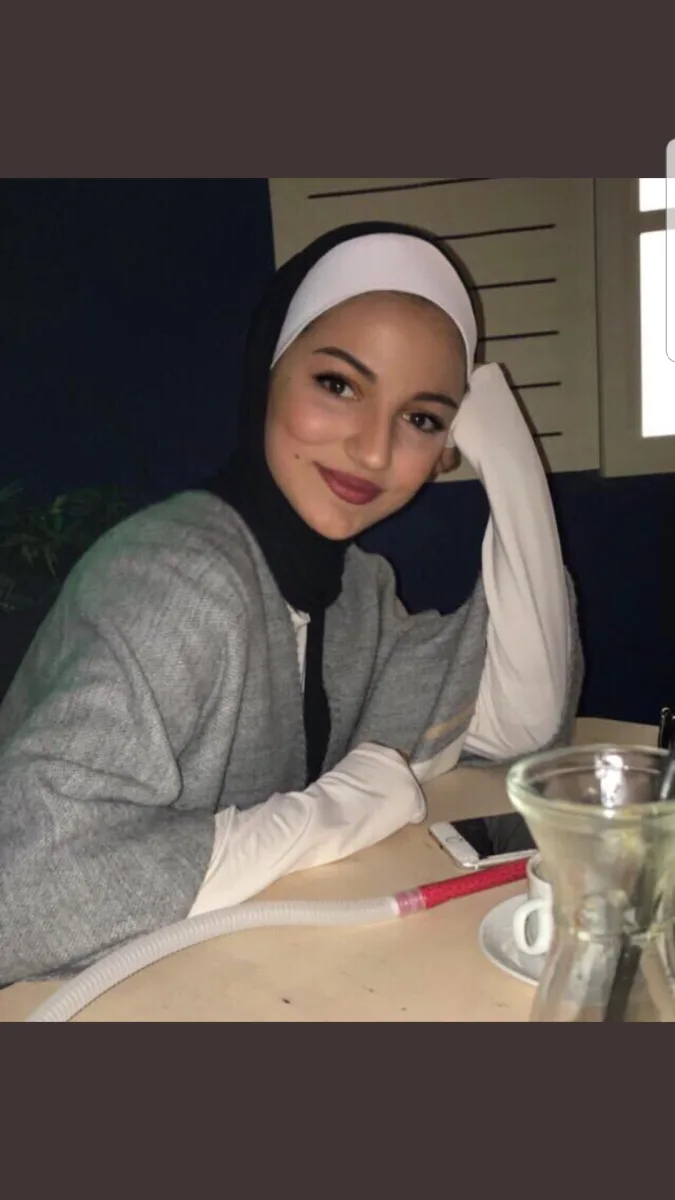 Yousra, 31