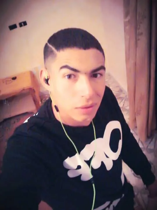 oussema, 32