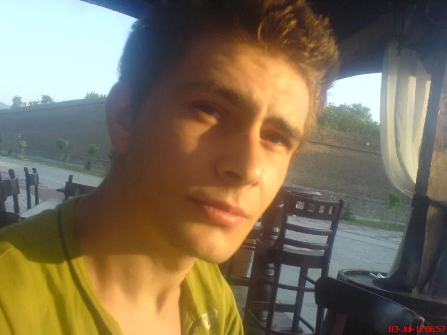 alex, 36