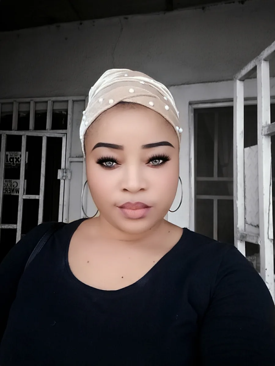 Princess Isaac, 32