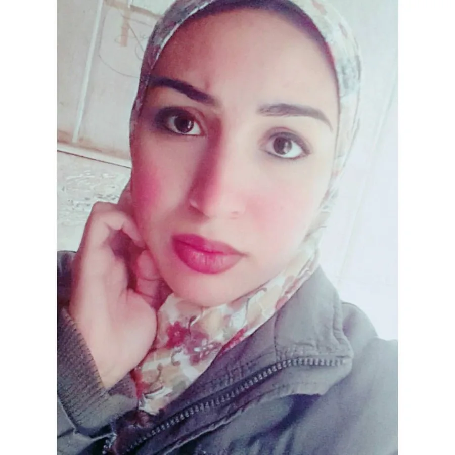 Aliah, 32