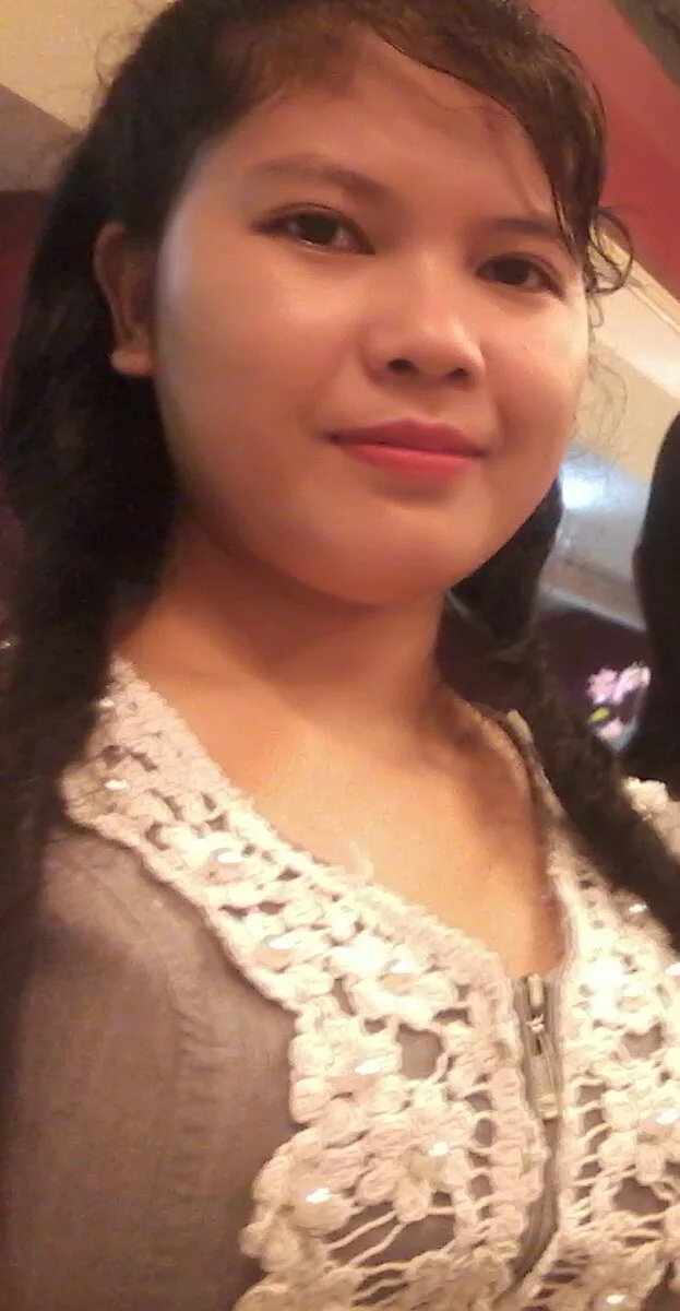 Lyn, 35