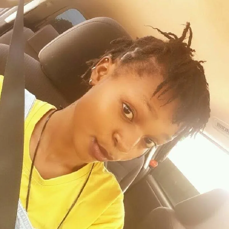 Pretty, 32