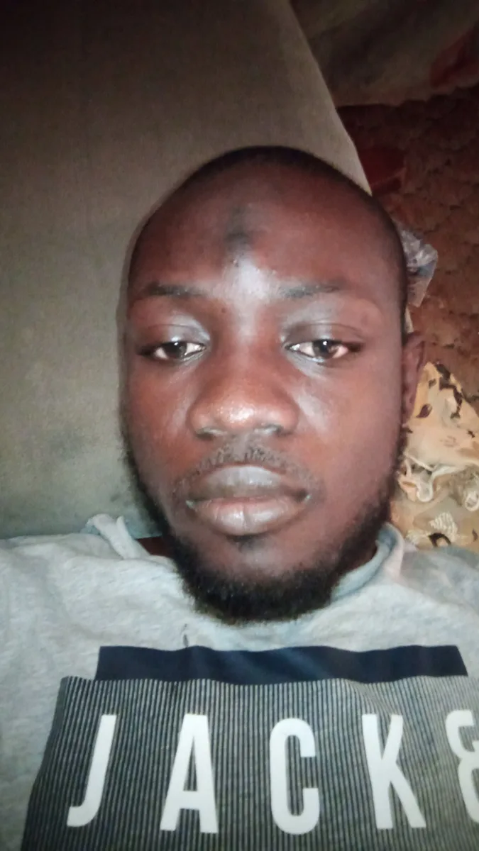 Olasupo dolapo, 35