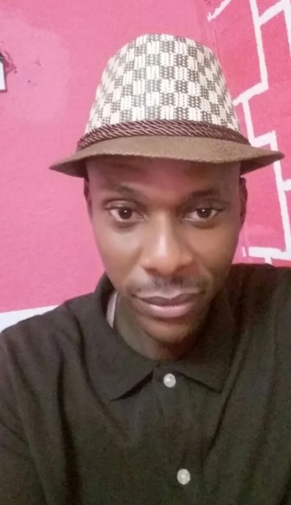Charles, 42