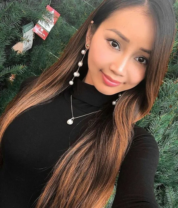 Sarah, 37