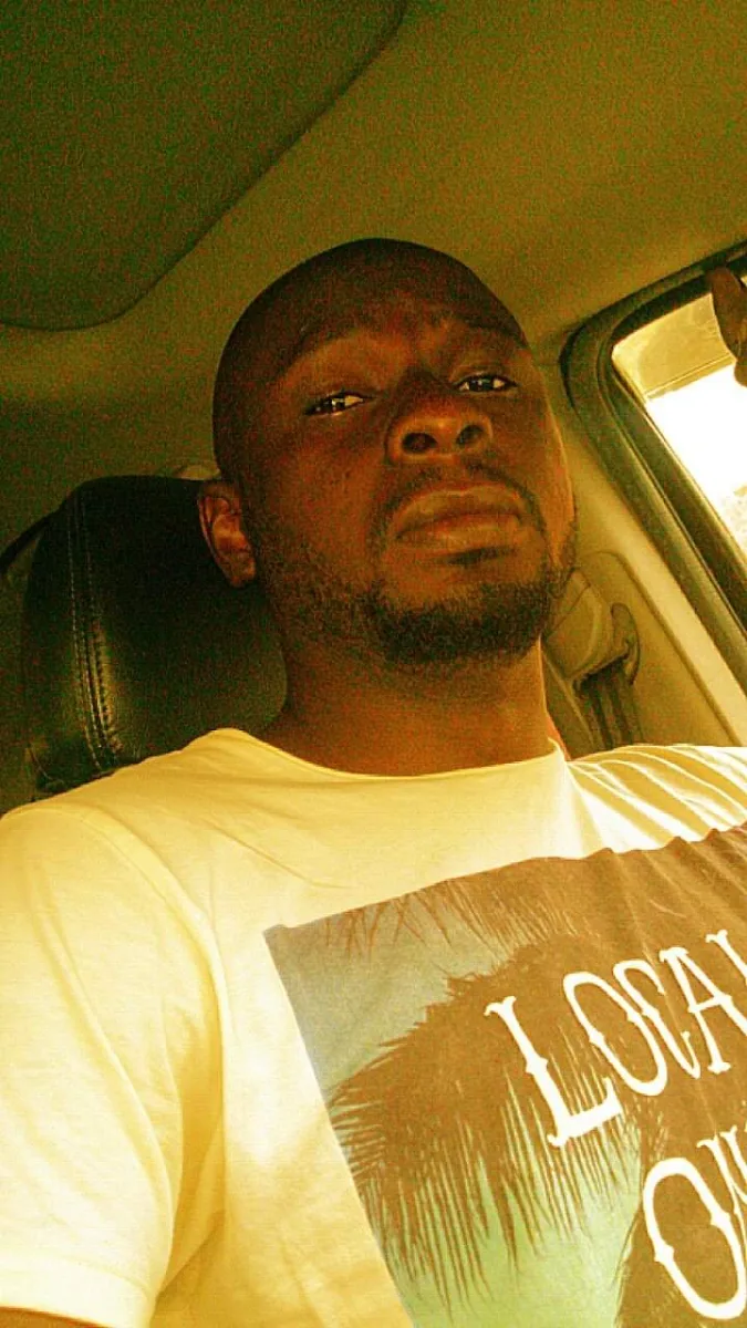Omar, 40