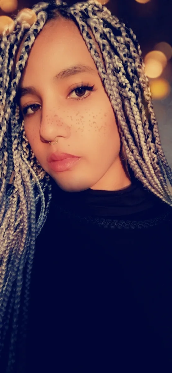 Lamyae, 31