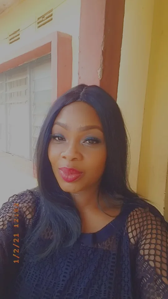 Cece, 39