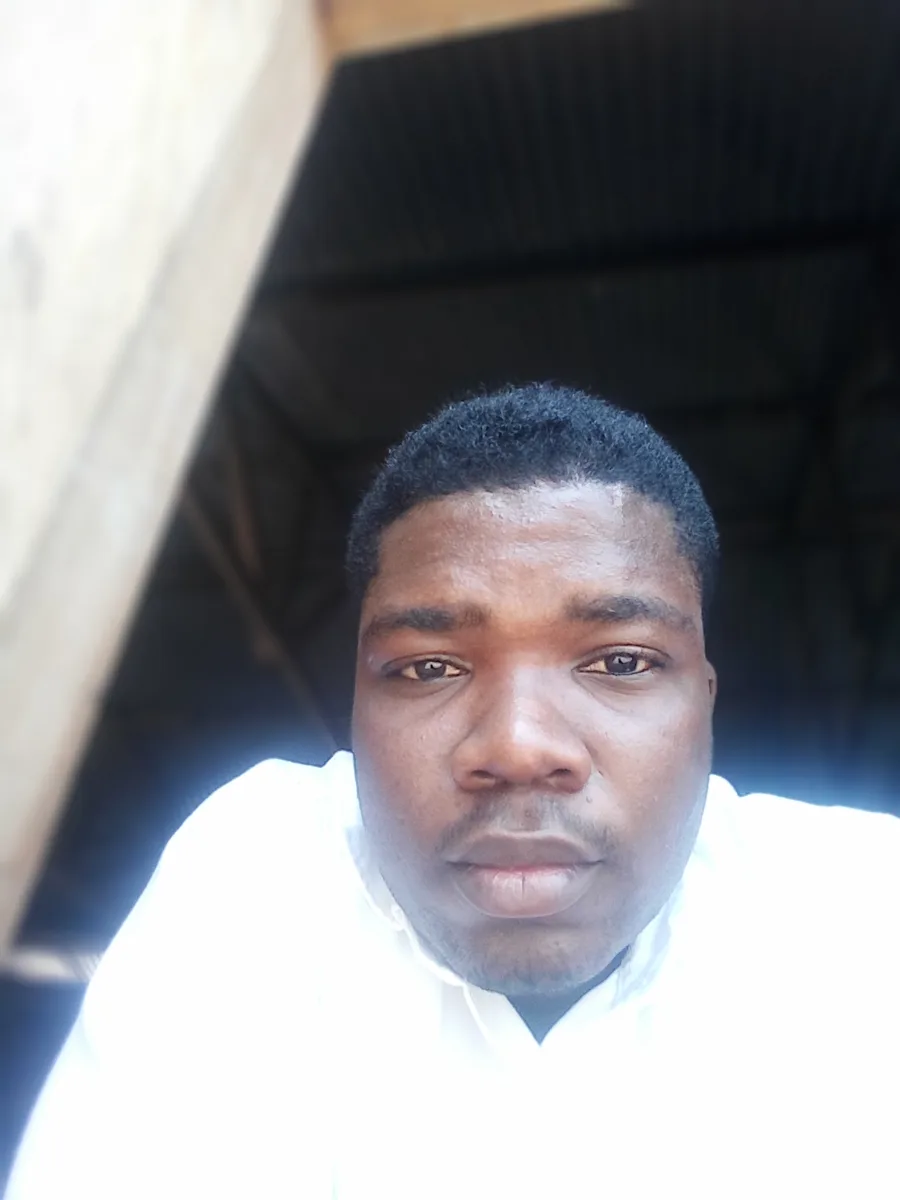 Emmanuel Selorm, 33