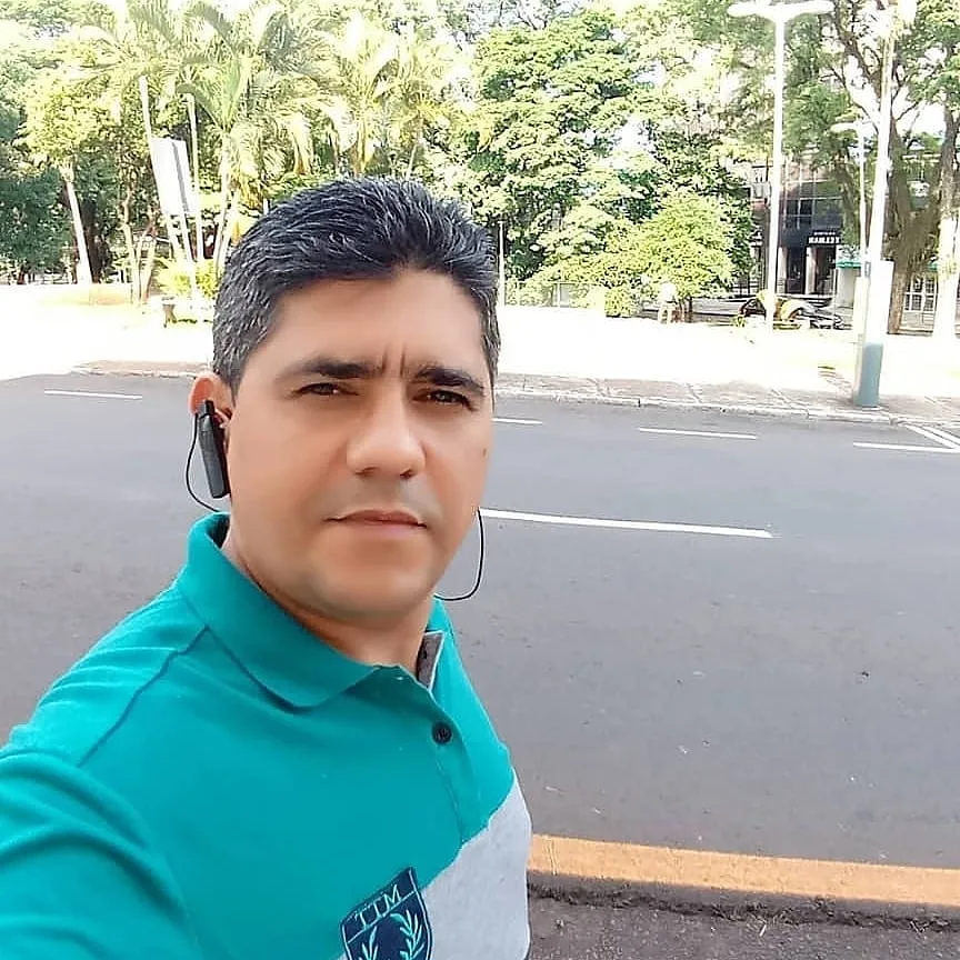 Alfred ferdinho, 51