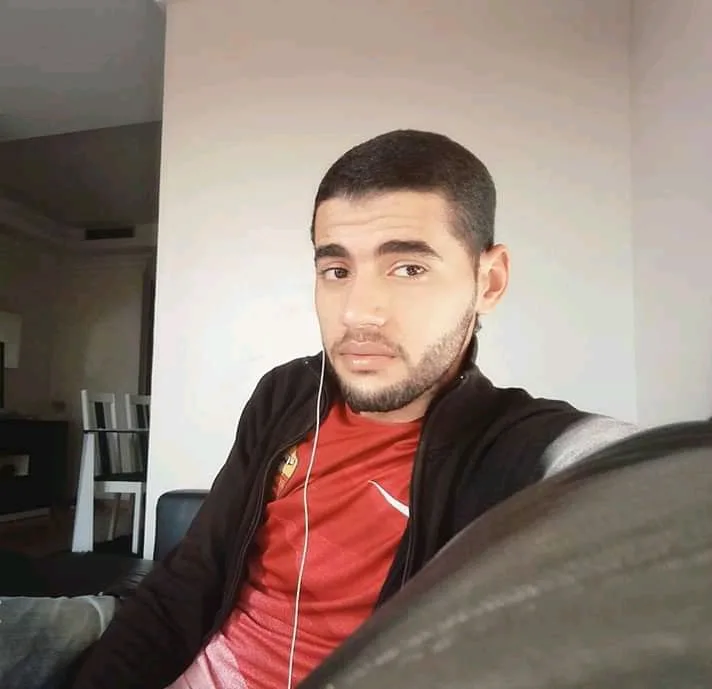 Mohamed Ezzarouali, 32