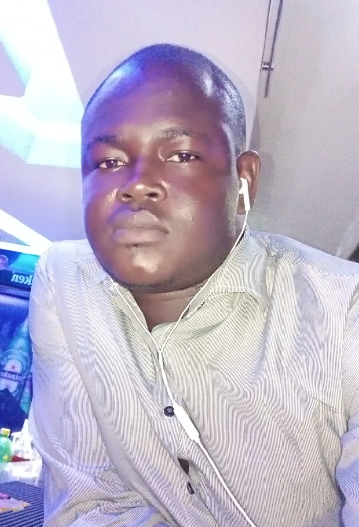 Olusy, 35