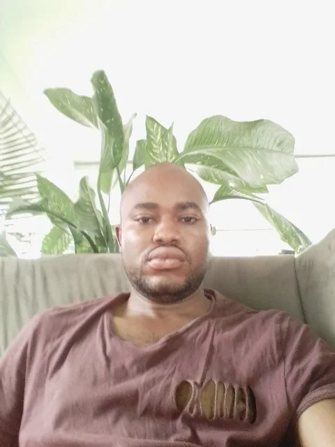 Uyesolomon, 38