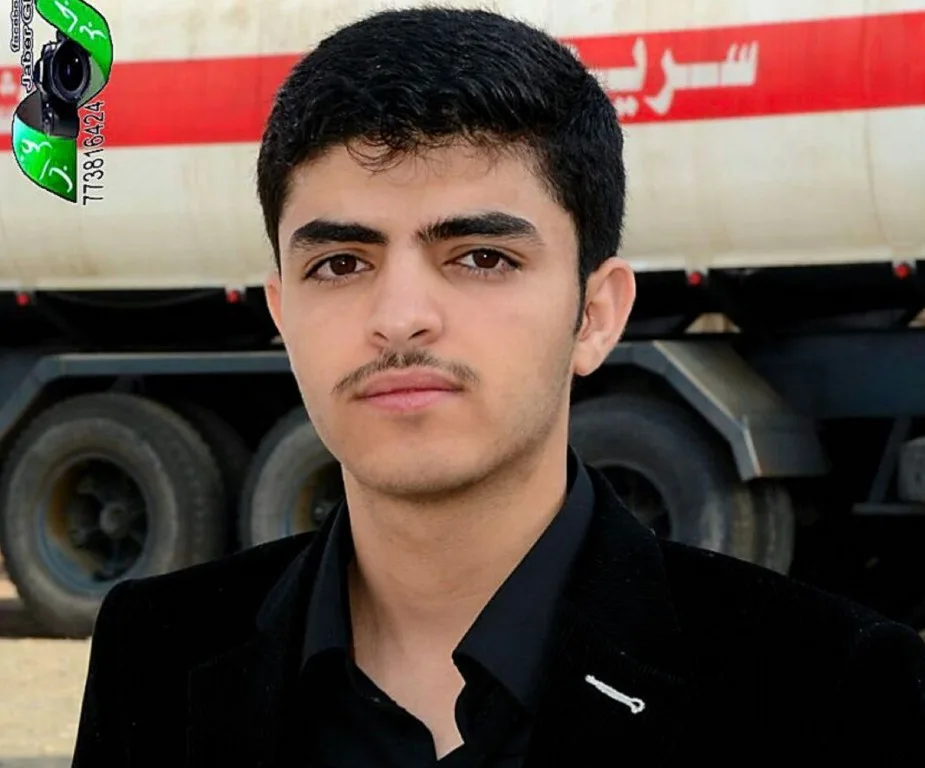 Ramzi, 32