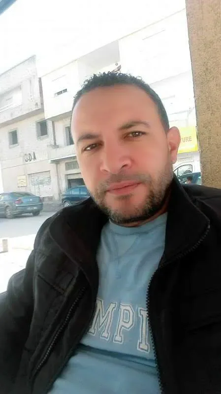 Gharbi, 44