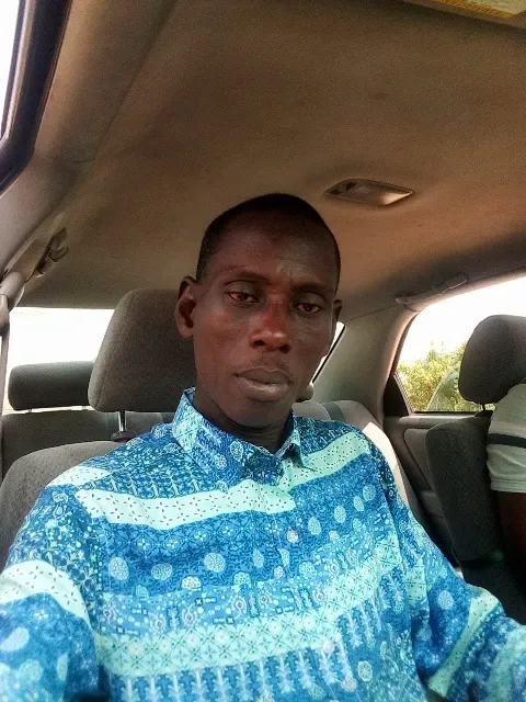 Tosin, 52